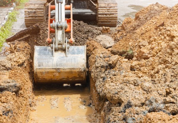 Water Line Digging in Niceville